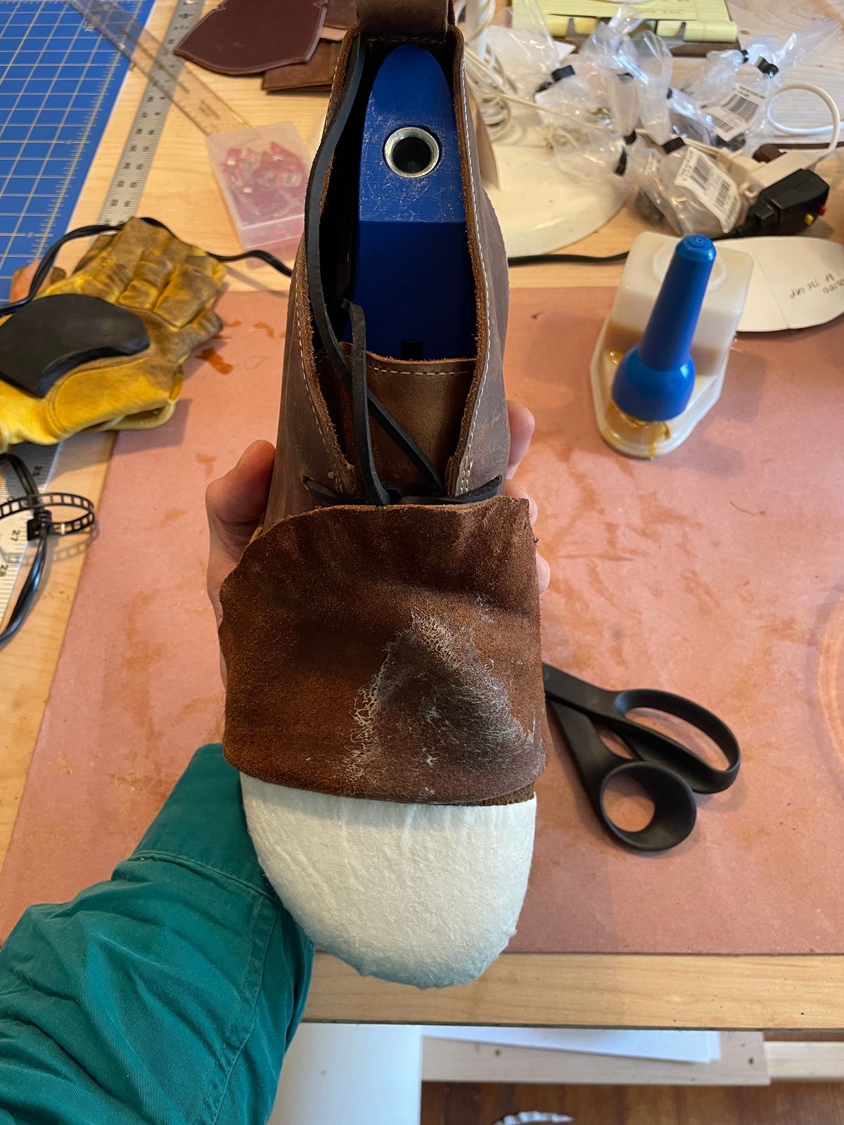 Photo by mainelyboots on October 9, 2023 of the Self-Made Chukka in S.B. Foot Saddle Voyager.