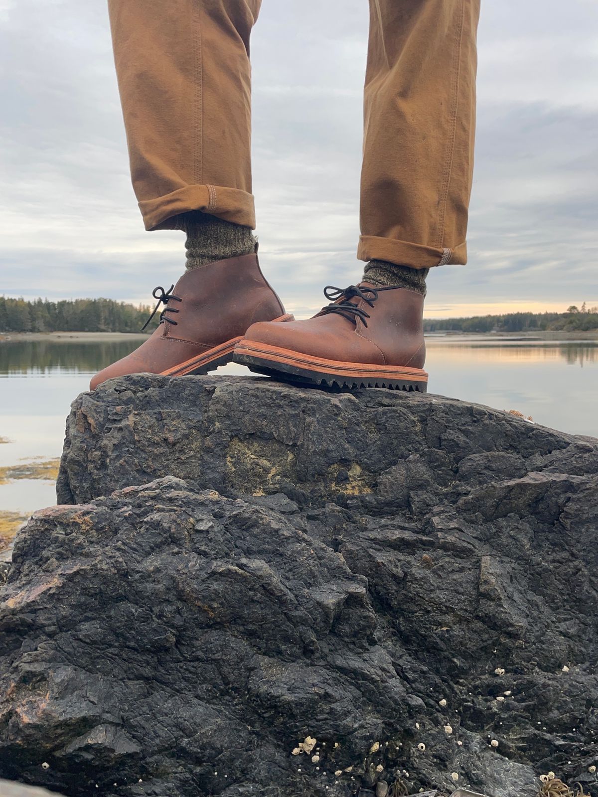 Photo by mainelyboots on October 10, 2023 of the Self-Made Chukka in S.B. Foot Saddle Voyager.