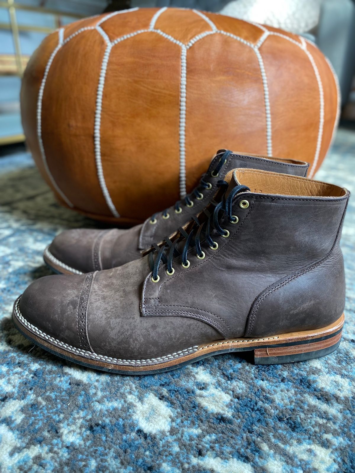 Photo by brogued on November 1, 2022 of the Viberg Service Boot BCT in Maryam 1071 Port Vitello Calf.