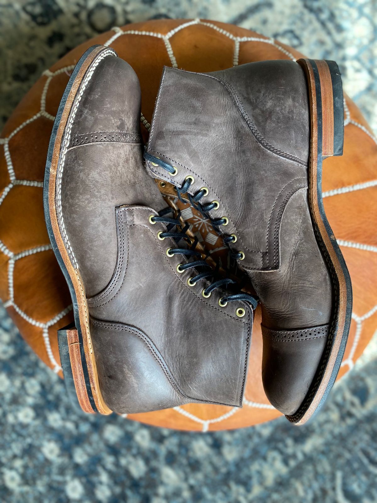 Photo by brogued on November 1, 2022 of the Viberg Service Boot BCT in Maryam 1071 Port Vitello Calf.