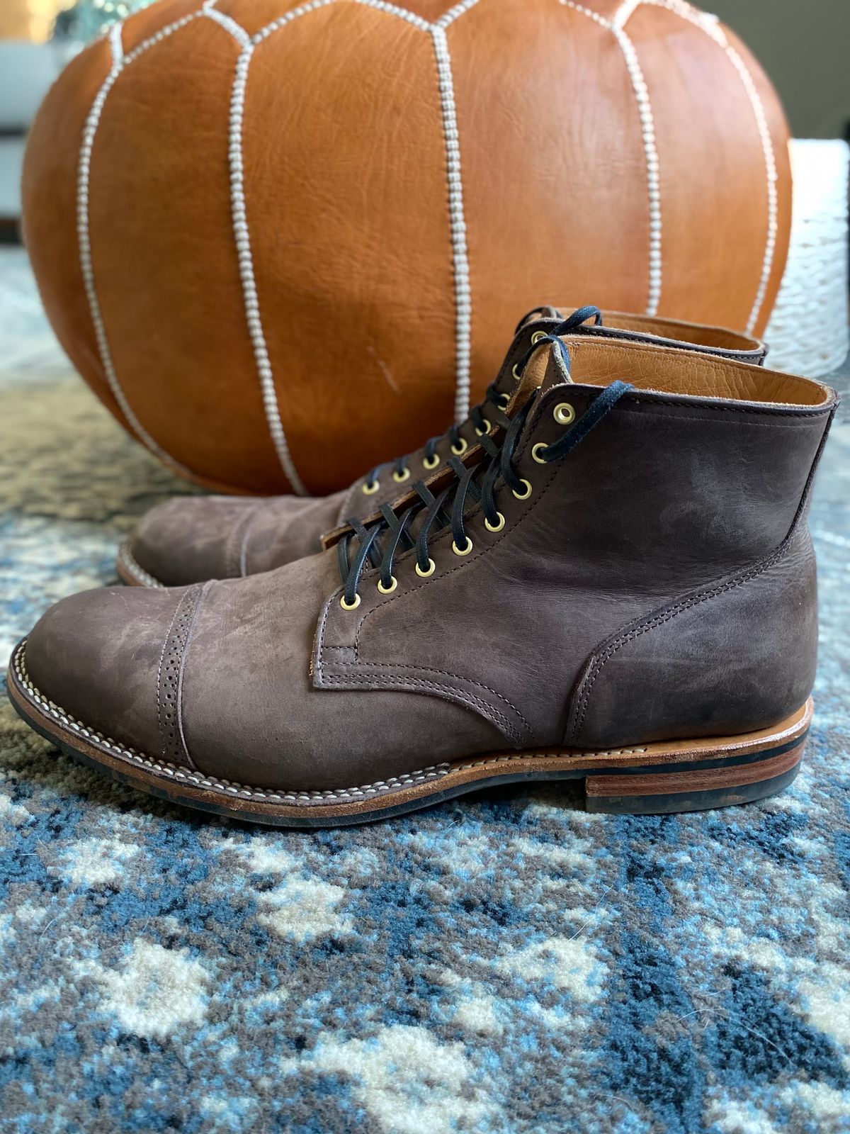 Photo by brogued on December 1, 2022 of the Viberg Service Boot BCT in Maryam 1071 Port Vitello Calf.