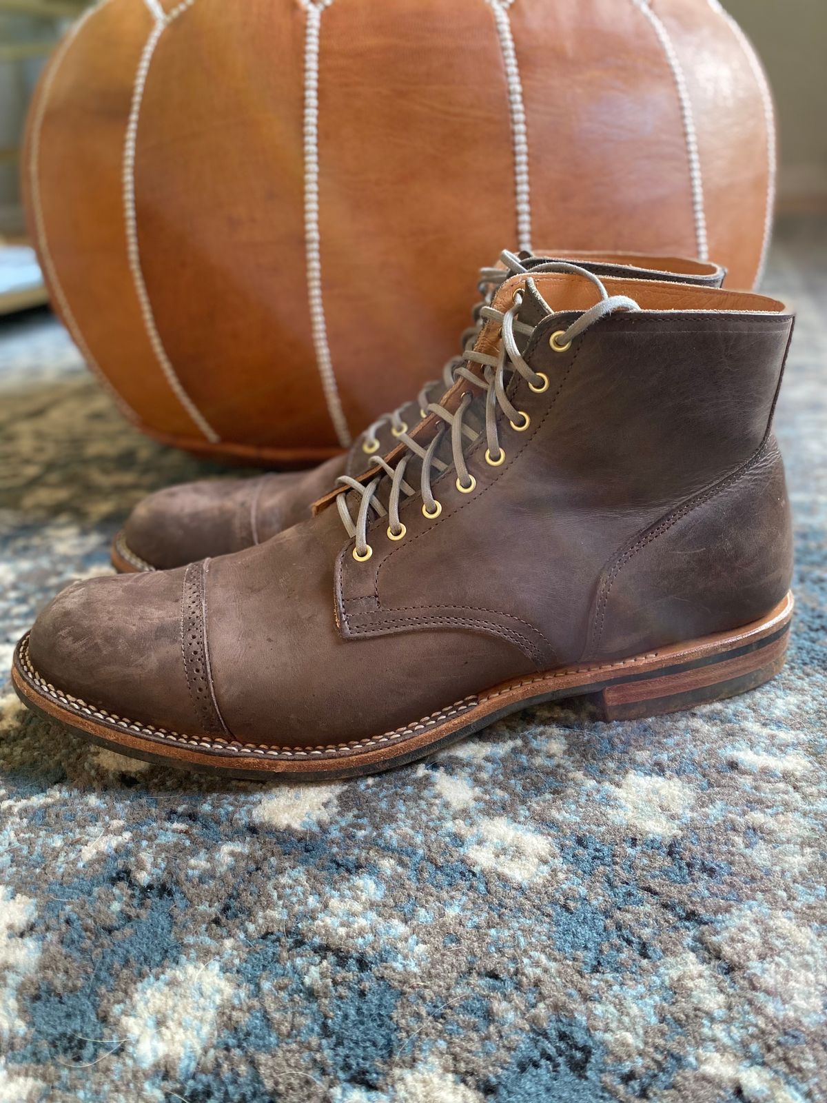 Photo by dudecomputer on March 1, 2023 of the Viberg Service Boot BCT in Maryam 1071 Port Vitello Calf.