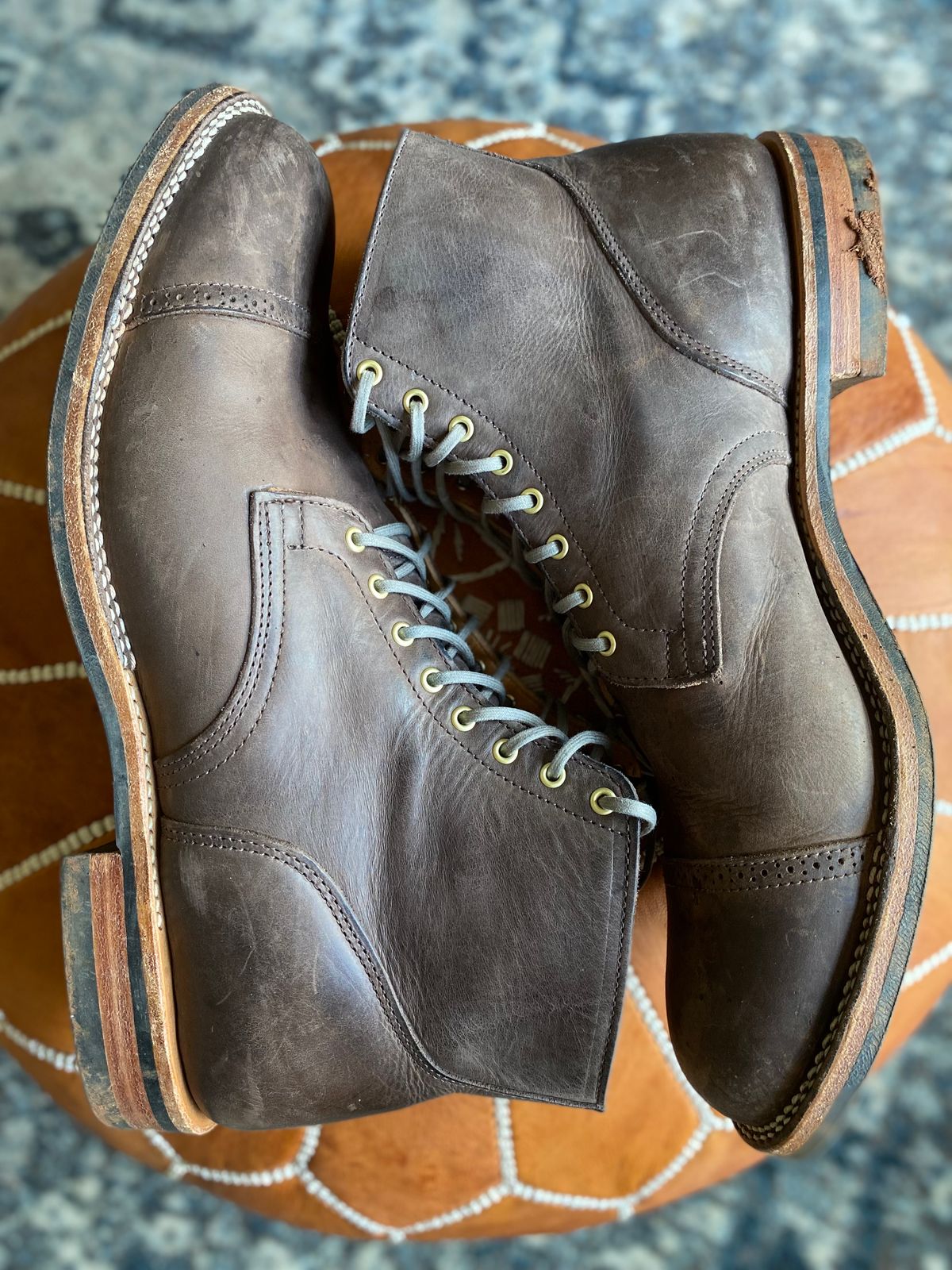 Photo by dudecomputer on March 1, 2023 of the Viberg Service Boot BCT in Maryam 1071 Port Vitello Calf.