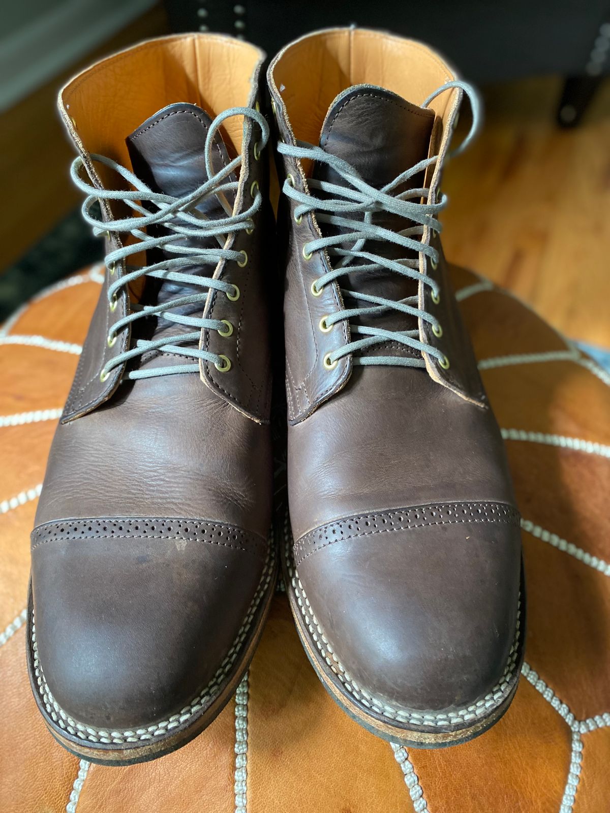 Photo by dudecomputer on April 1, 2023 of the Viberg Service Boot BCT in Maryam 1071 Port Vitello Calf.