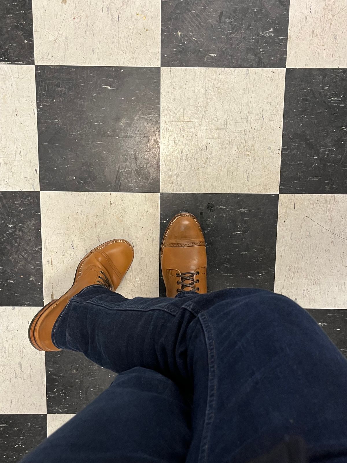 Photo by dudecomputer on January 1, 2024 of the Viberg Service Boot BCT in Horween Bourbon Workshoe Butt.