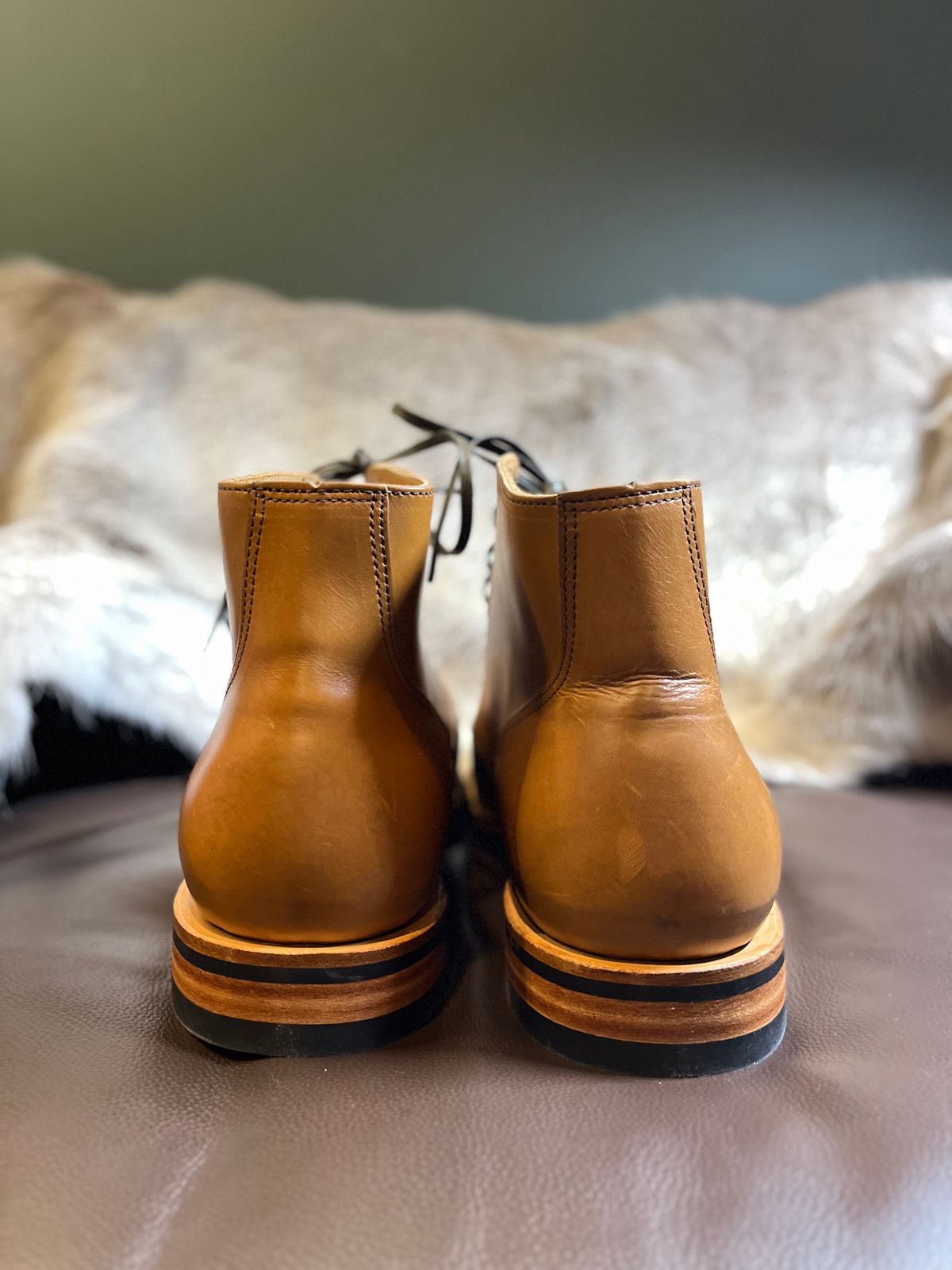 Photo by brogued on November 1, 2023 of the Viberg Service Boot BCT in Horween Bourbon Workshoe Butt.