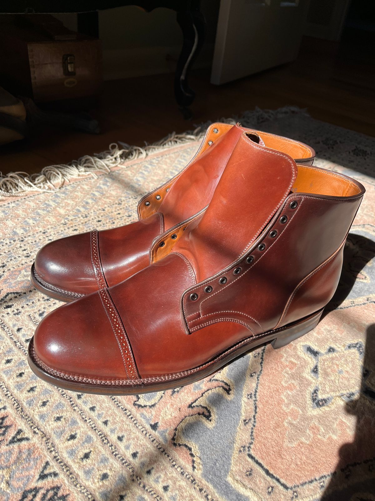Photo by brogued on October 28, 2024 of the Viberg Service Boot BCT in Horween Color 4 Shell Cordovan.