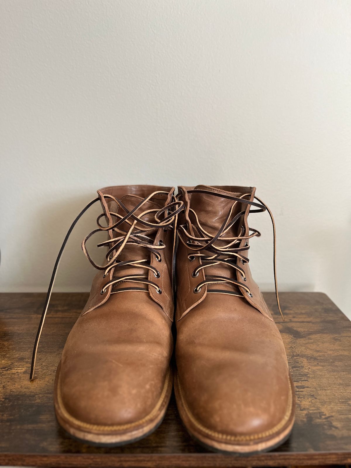 Photo by brogued on November 1, 2024 of the Viberg Service Boot in Maryam Taupe TPR Horsebutt.