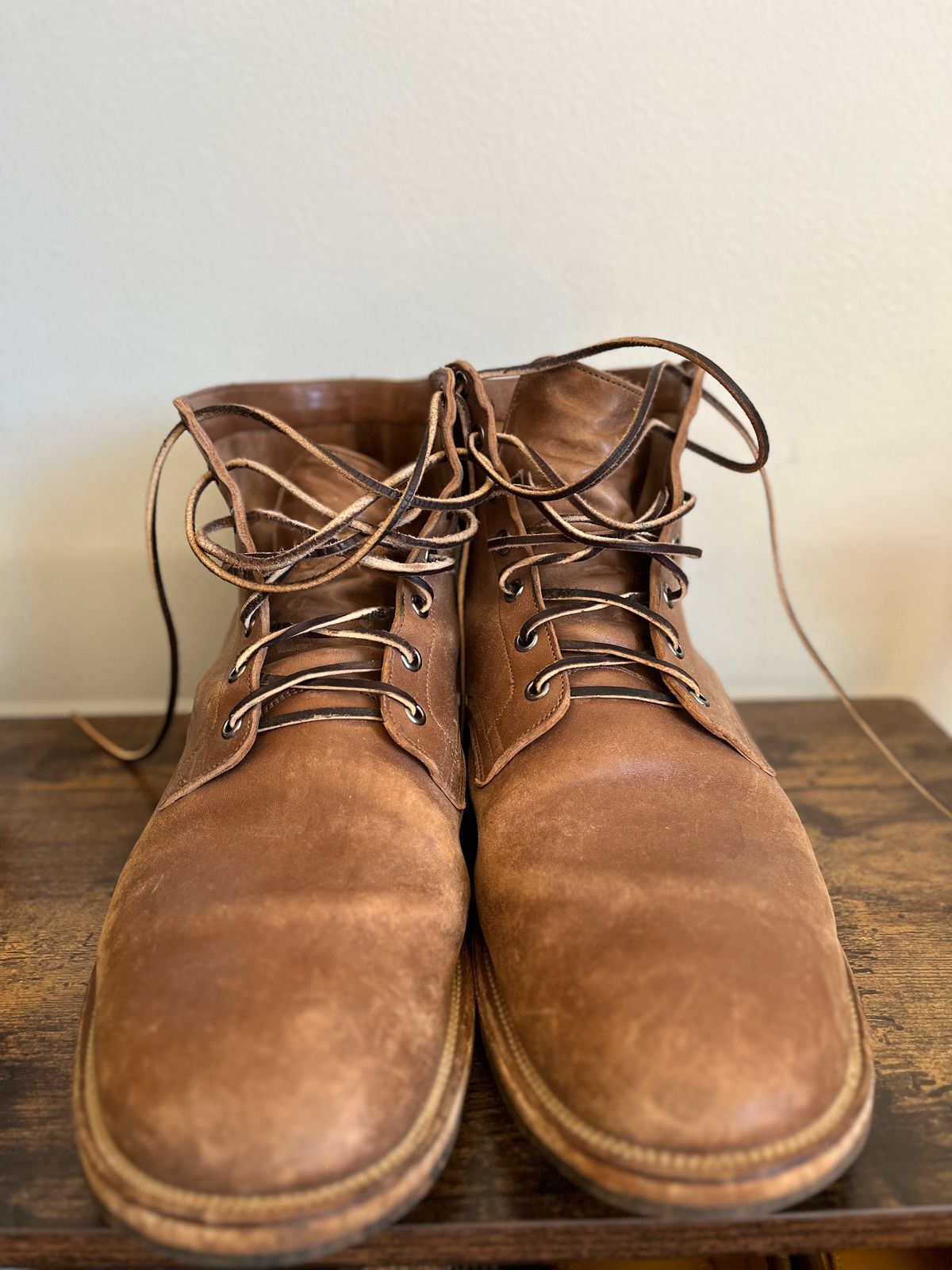 Photo by brogued on February 28, 2025 of the Viberg Service Boot in Maryam Taupe TPR Horsebutt.
