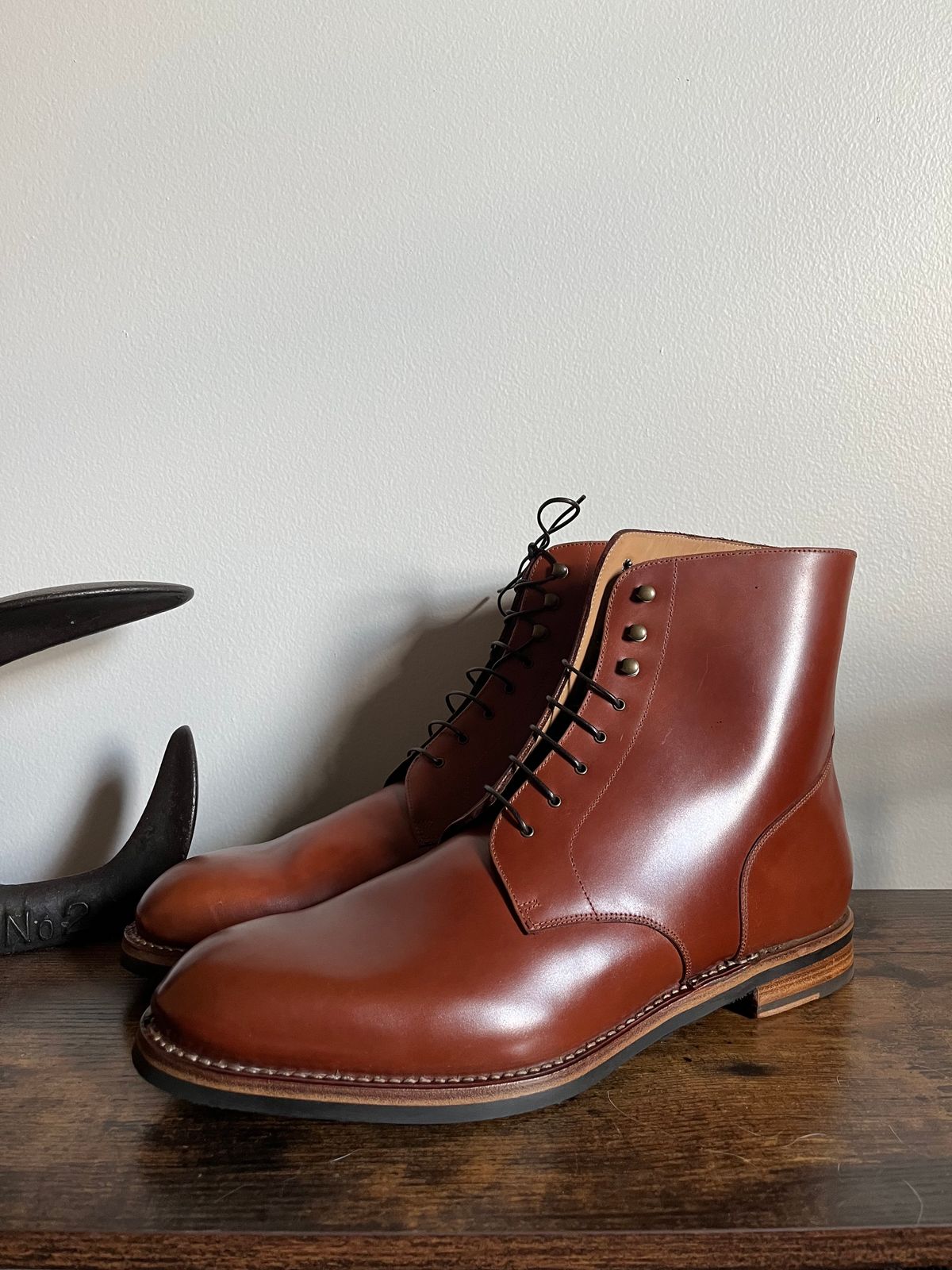 Photo by dudecomputer on February 21, 2024 of the Rider Boot Co. Dundalk in Maryam Natural Shell Cordovan.