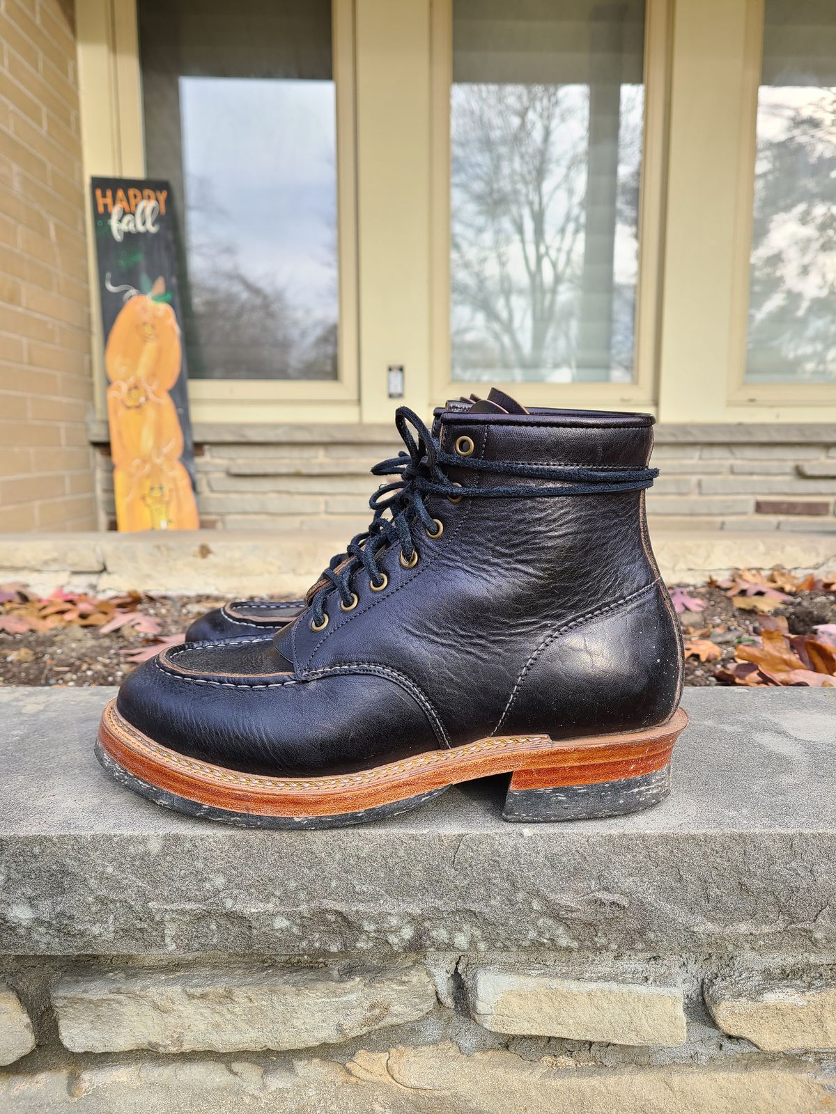 Photo by BochsBoots on November 5, 2022 of the Tahura Dialum in Shinki Black Oiled Horsebutt.