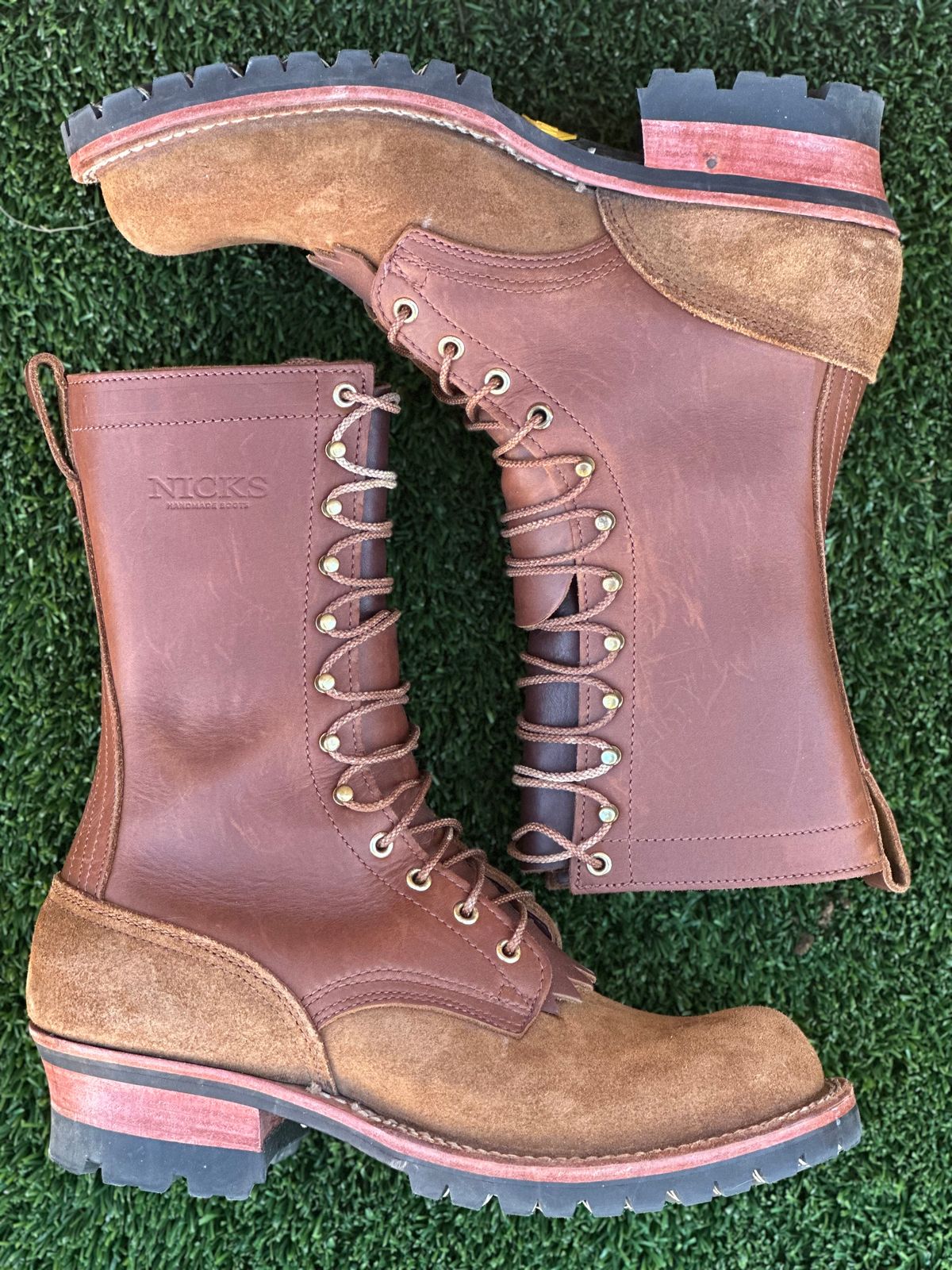 Photo by mackaroni on April 5, 2023 of the Nicks BuilderPro in Seidel 1964 Brown Roughout.