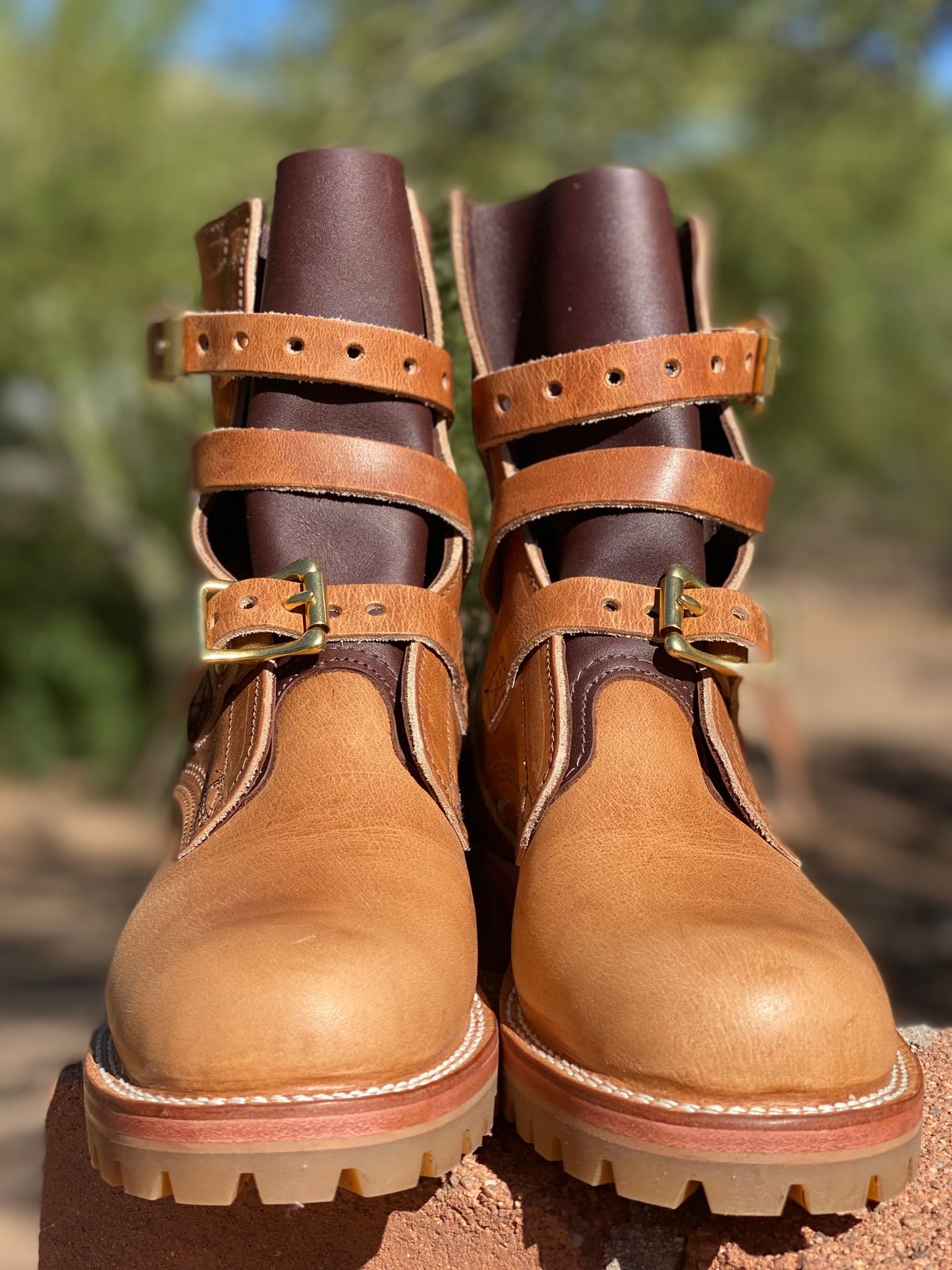 Photo by mackaroni on November 5, 2022 of the Nicks TankerPro in Horween Natural Dublin.