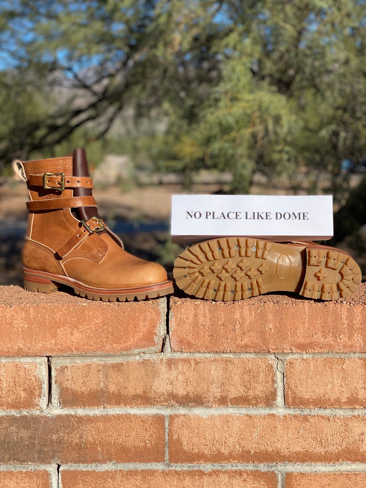 Photo by mackaroni on November 5, 2022 of the Nicks TankerPro in Horween Natural Dublin.