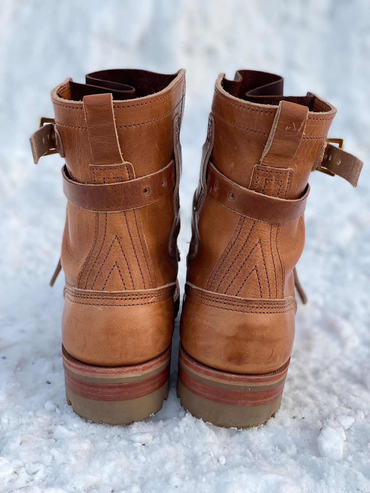 Photo by mackaroni on December 4, 2022 of the Nicks TankerPro in Horween Natural Dublin.