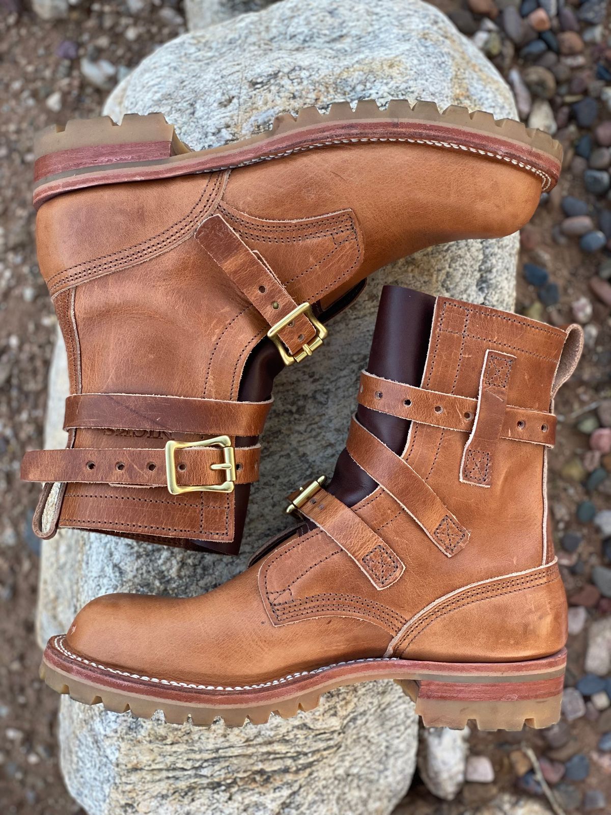 Photo by mackaroni on February 5, 2023 of the Nicks TankerPro in Horween Natural Dublin.