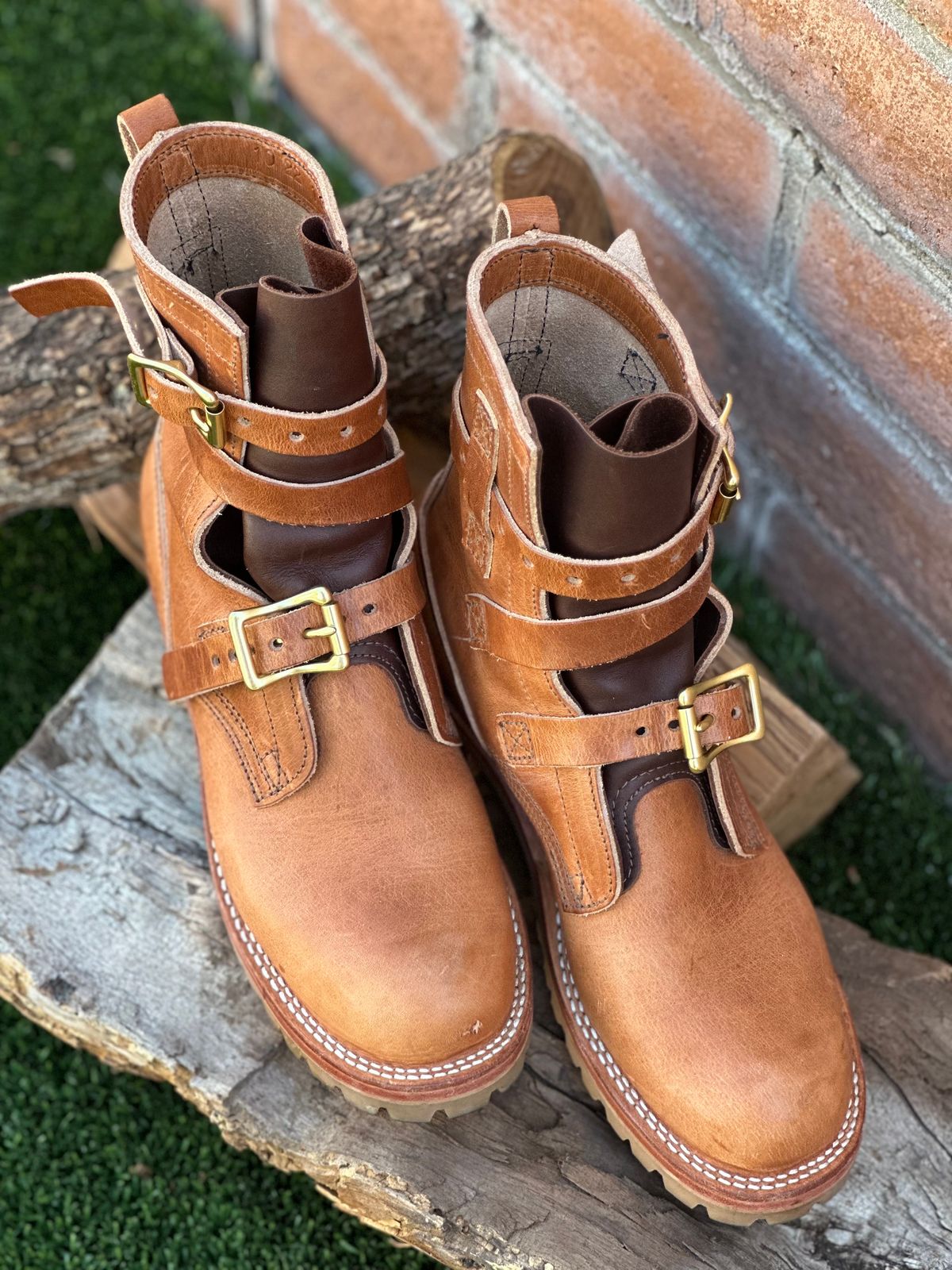 Photo by mackaroni on April 5, 2023 of the Nicks TankerPro in Horween Natural Dublin.
