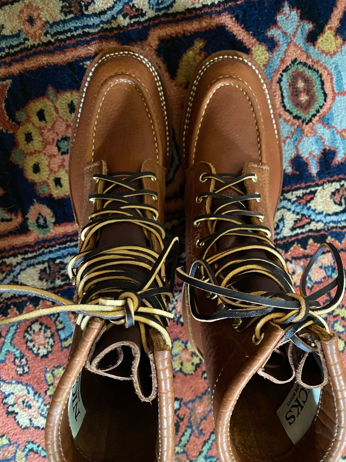 Photo by tgsnyder on October 1, 2022 of the Nicks Unlisted Model in Seidel Peanut Tuscon Bison.