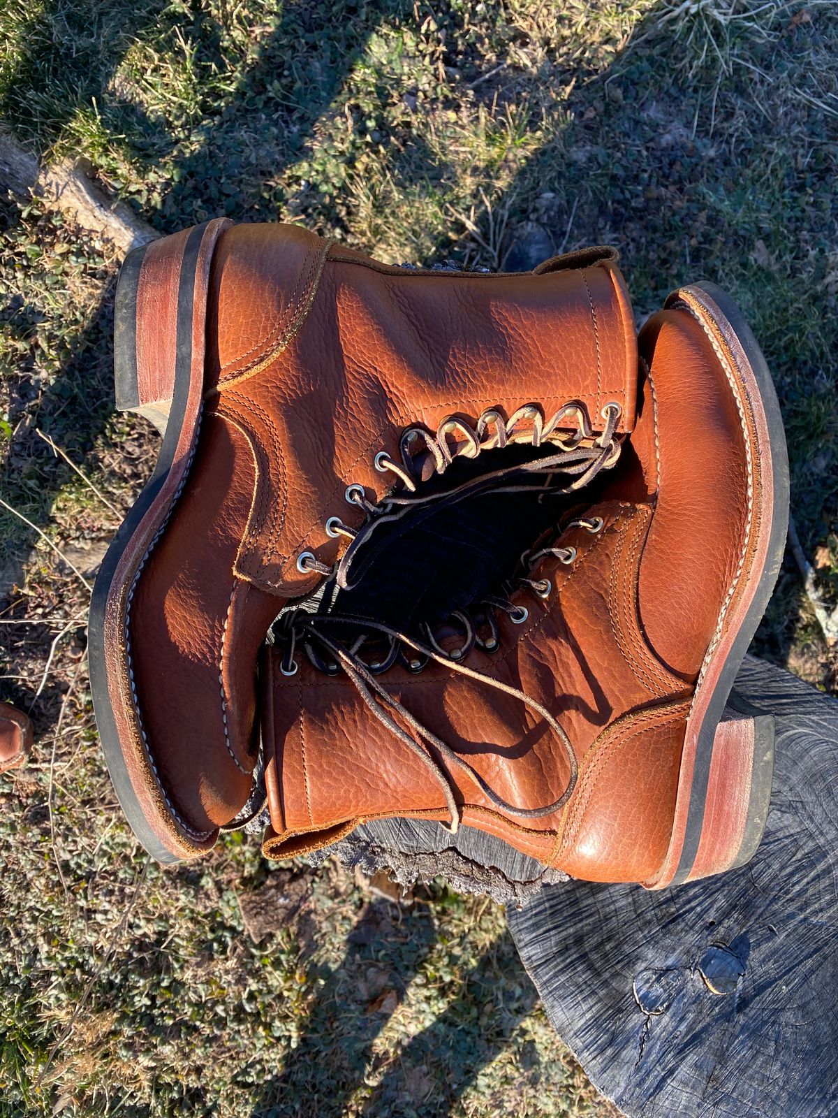 Photo by tgsnyder on February 4, 2023 of the Nicks Unlisted Model in Seidel Peanut Tuscon Bison.