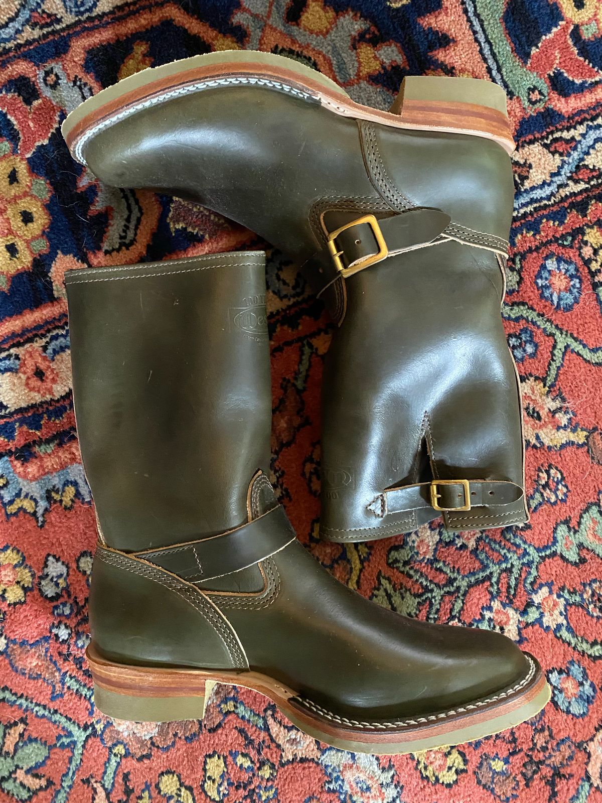 Photo by tgsnyder on October 1, 2022 of the Wesco Mister Lou in Horween Olive Chromexcel.