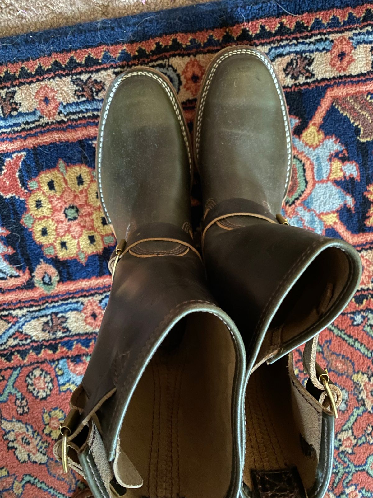 Photo by tgsnyder on October 1, 2022 of the Wesco Mister Lou in Horween Olive Chromexcel.
