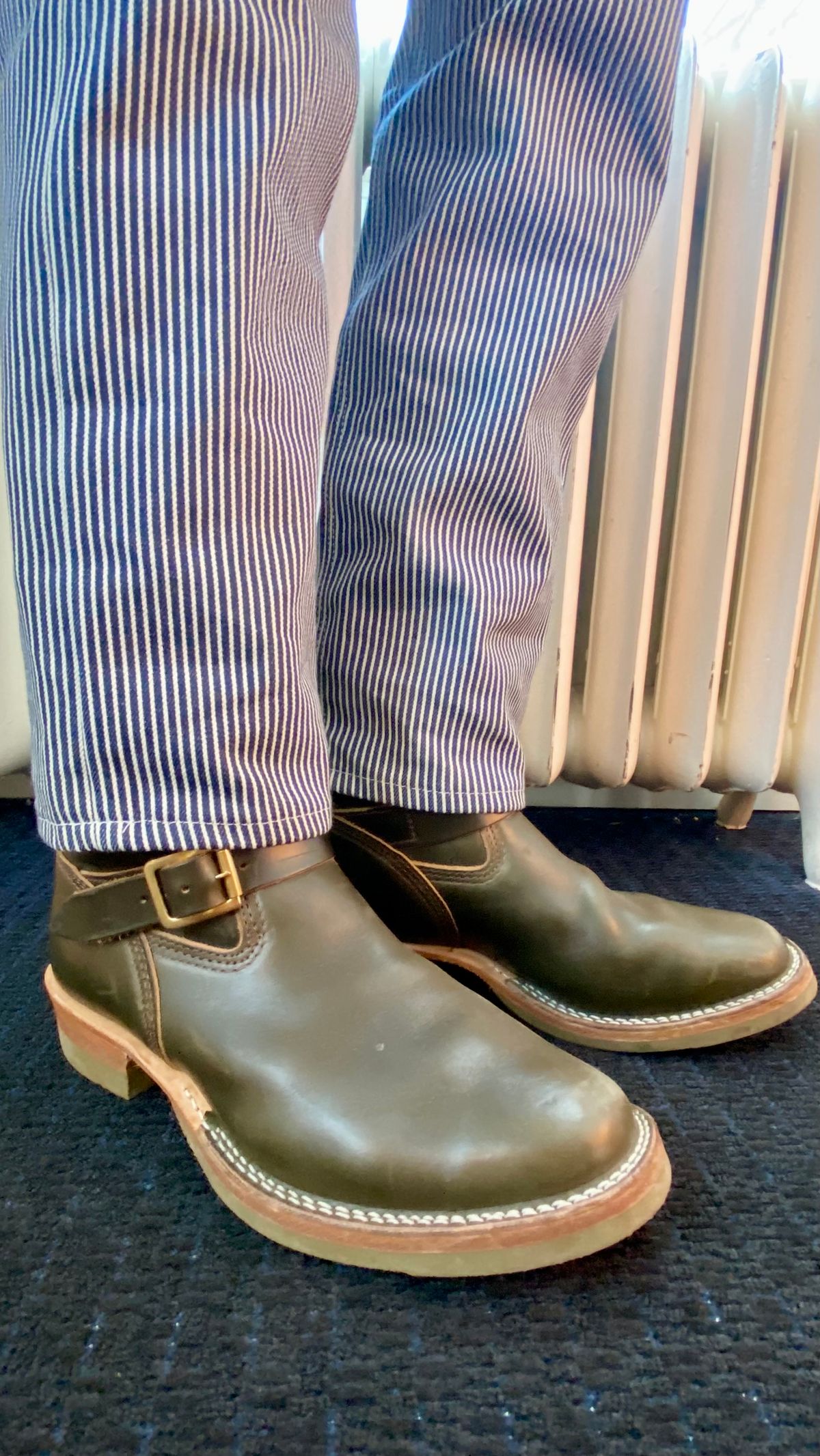 Photo by tgsnyder on December 2, 2022 of the Wesco Mister Lou in Horween Olive Chromexcel.