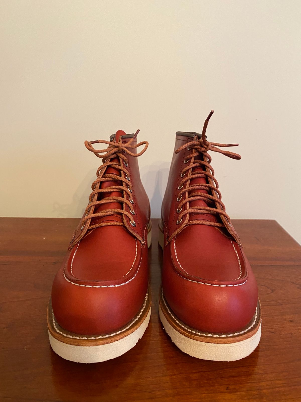 Photo by tgsnyder on October 2, 2023 of the Red Wing 6-Inch Classic Moc in S.B. Foot Oro-Russet Portage.
