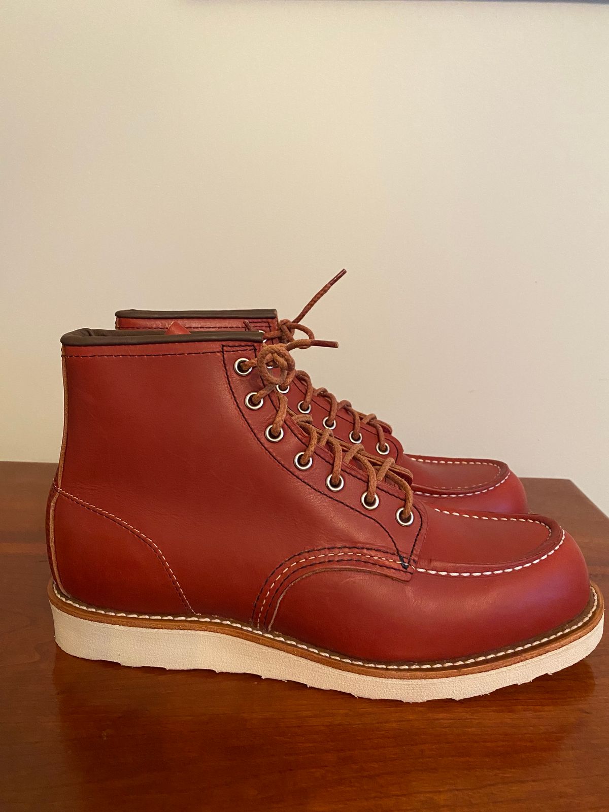 Photo by tgsnyder on October 2, 2023 of the Red Wing 6-Inch Classic Moc in S.B. Foot Oro-Russet Portage.