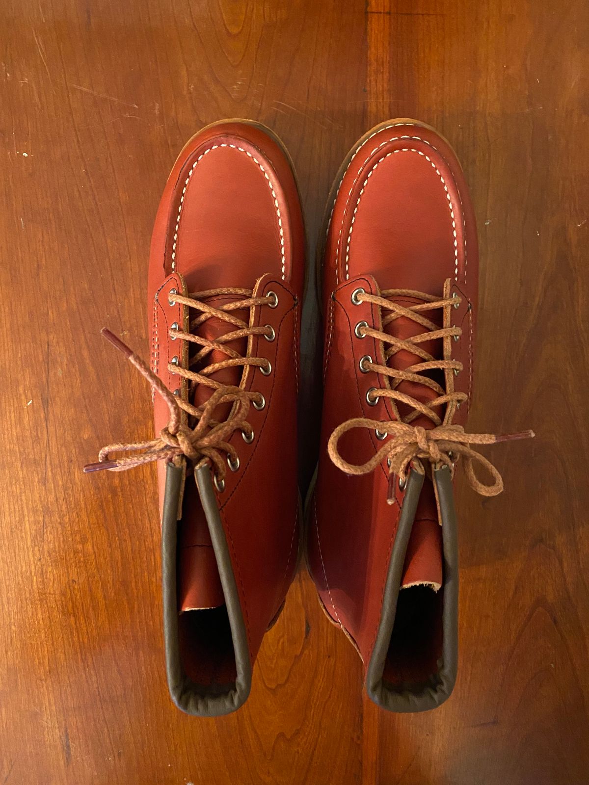 Photo by tgsnyder on October 2, 2023 of the Red Wing 6-Inch Classic Moc in S.B. Foot Oro-Russet Portage.