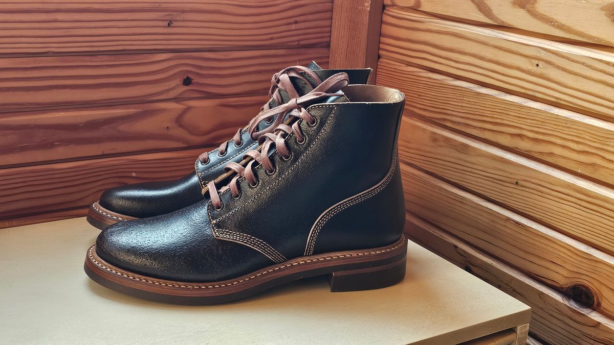 Photo by vintagekeys on January 31, 2025 of the John Lofgren M-43 Service Shoes in Horween Dark Brown Waxed Flesh.