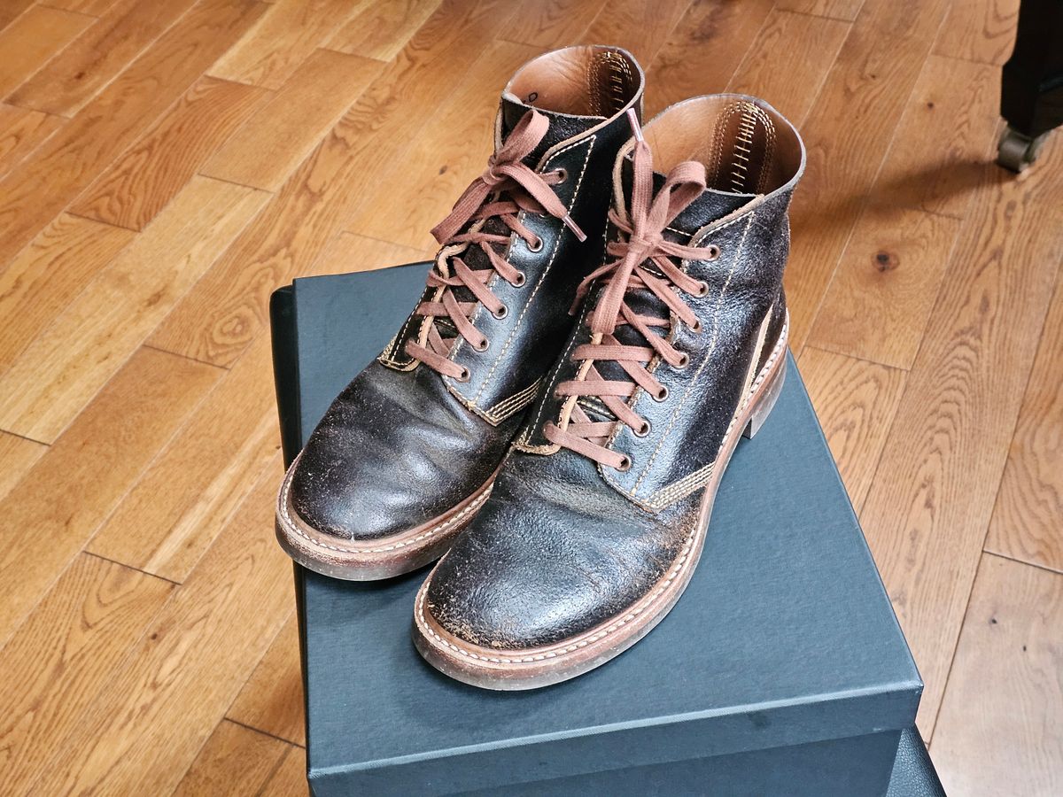 Photo by vintagekeys on December 19, 2025 of the John Lofgren M-43 Service Shoes in Horween Dark Brown Waxed Flesh.
