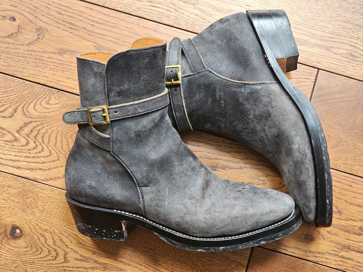 Photo by vintagekeys on January 31, 2026 of the Briselblack The Kai Jodhpur in Maryam Black Waxed Reverse Horsebutt.