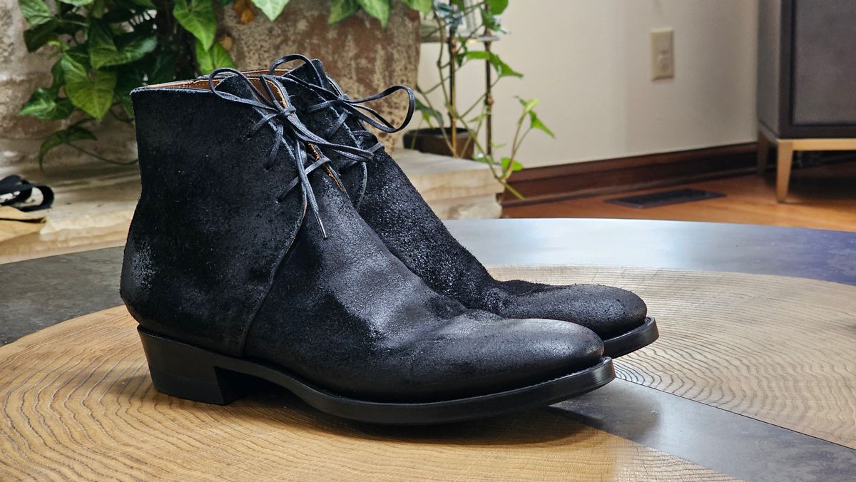 Photo by vintagekeys on January 11, 2025 of the Clinch George Boots in Uneven Horse Suede.