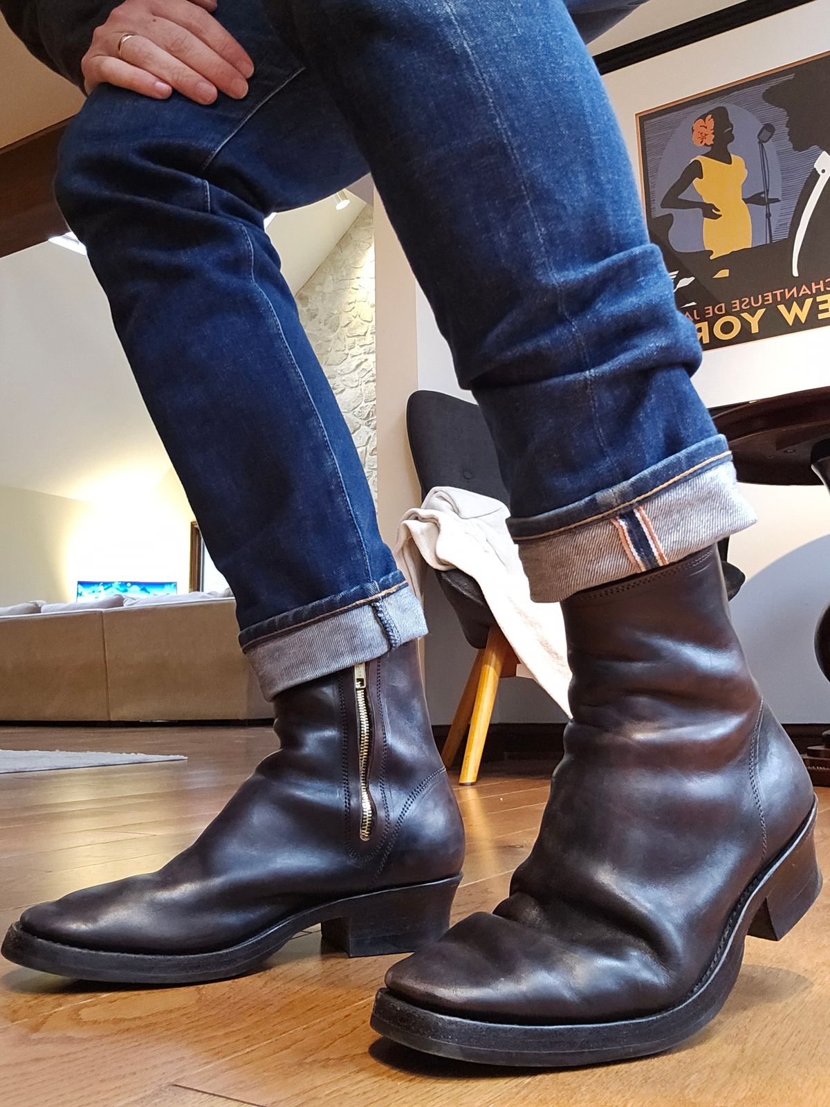 Photo by vintagekeys on January 10, 2026 of the Briselblack The Stride 'Type 2' in Toscanello Waxed Horsebutt Maryam Tannery overdyed Black.