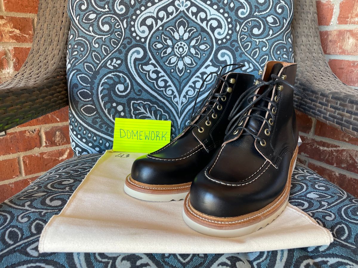 Photo by stheisen on October 1, 2022 of the Grant Stone Brass Boot in Horween Black Chromexcel.
