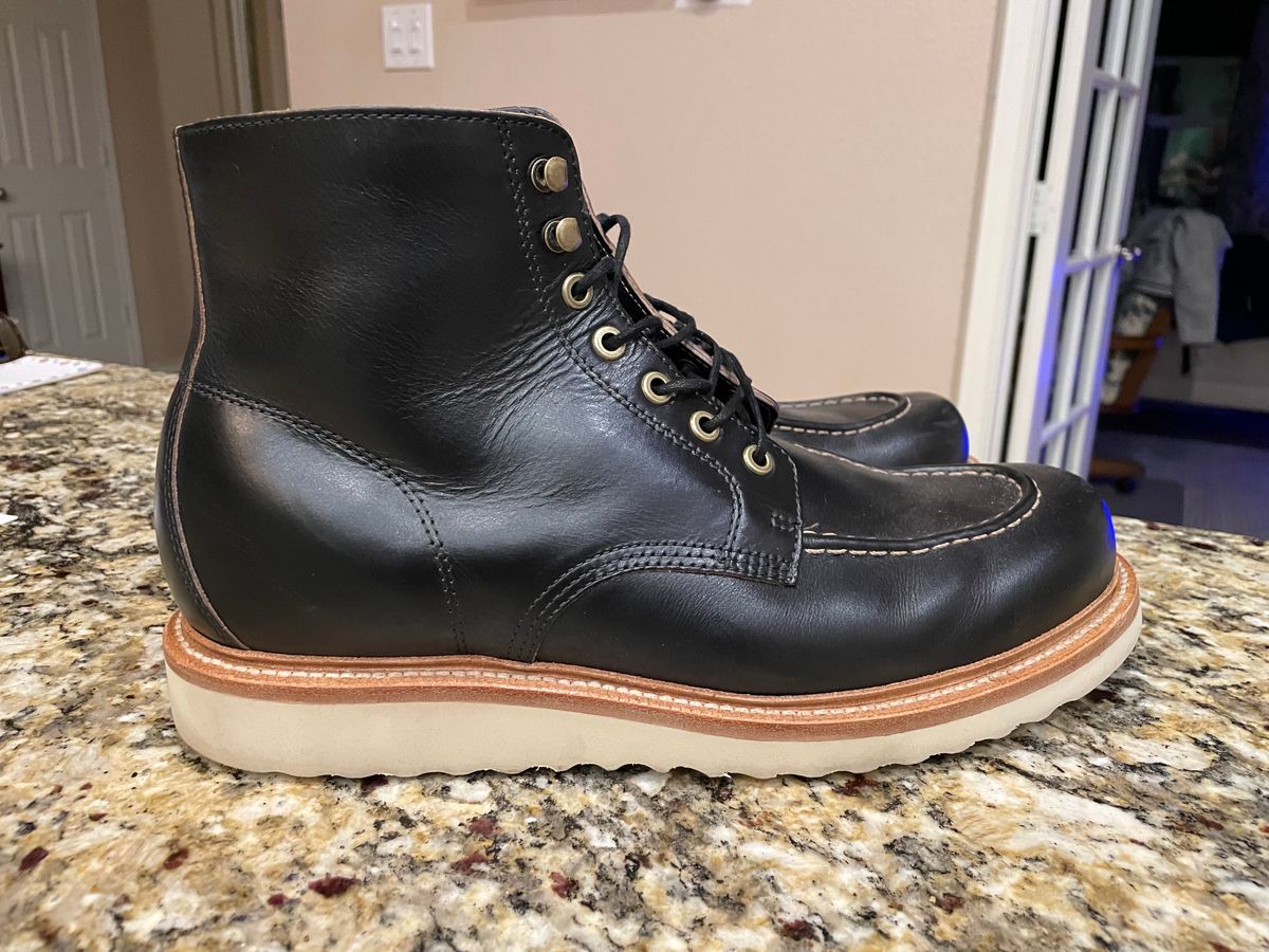 Photo by stheisen on November 3, 2022 of the Grant Stone Brass Boot in Horween Black Chromexcel.