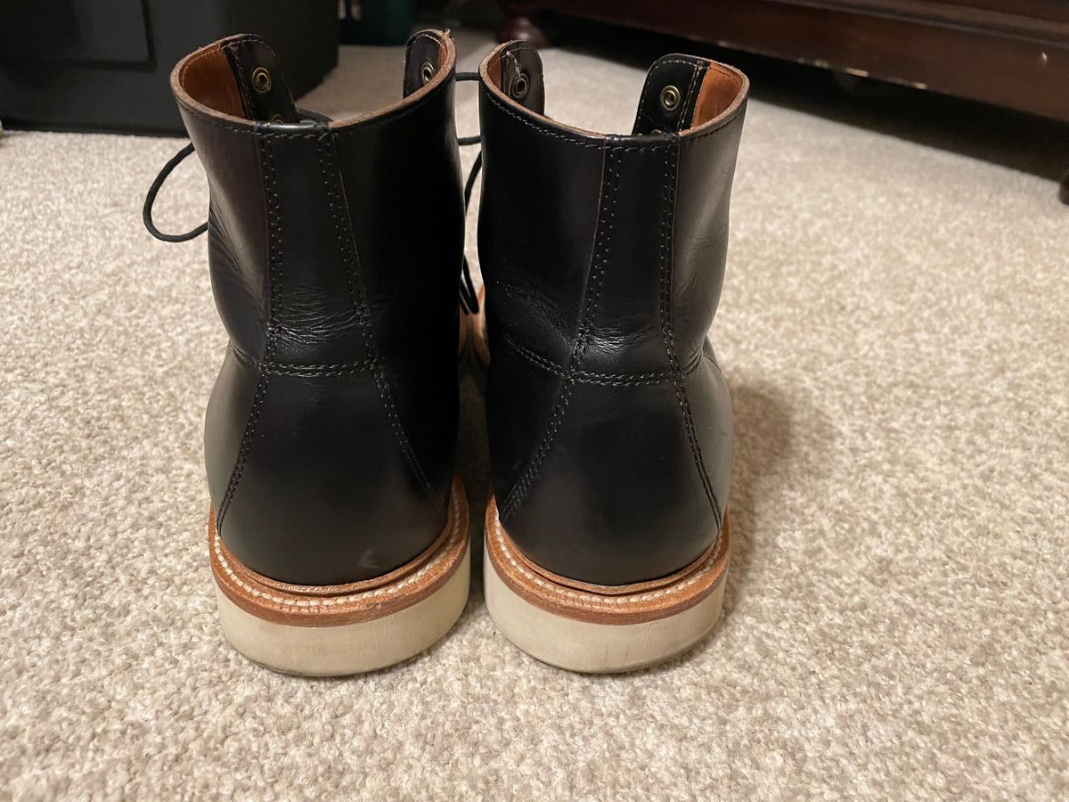 Photo by stheisen on March 6, 2023 of the Grant Stone Brass Boot in Horween Black Chromexcel.