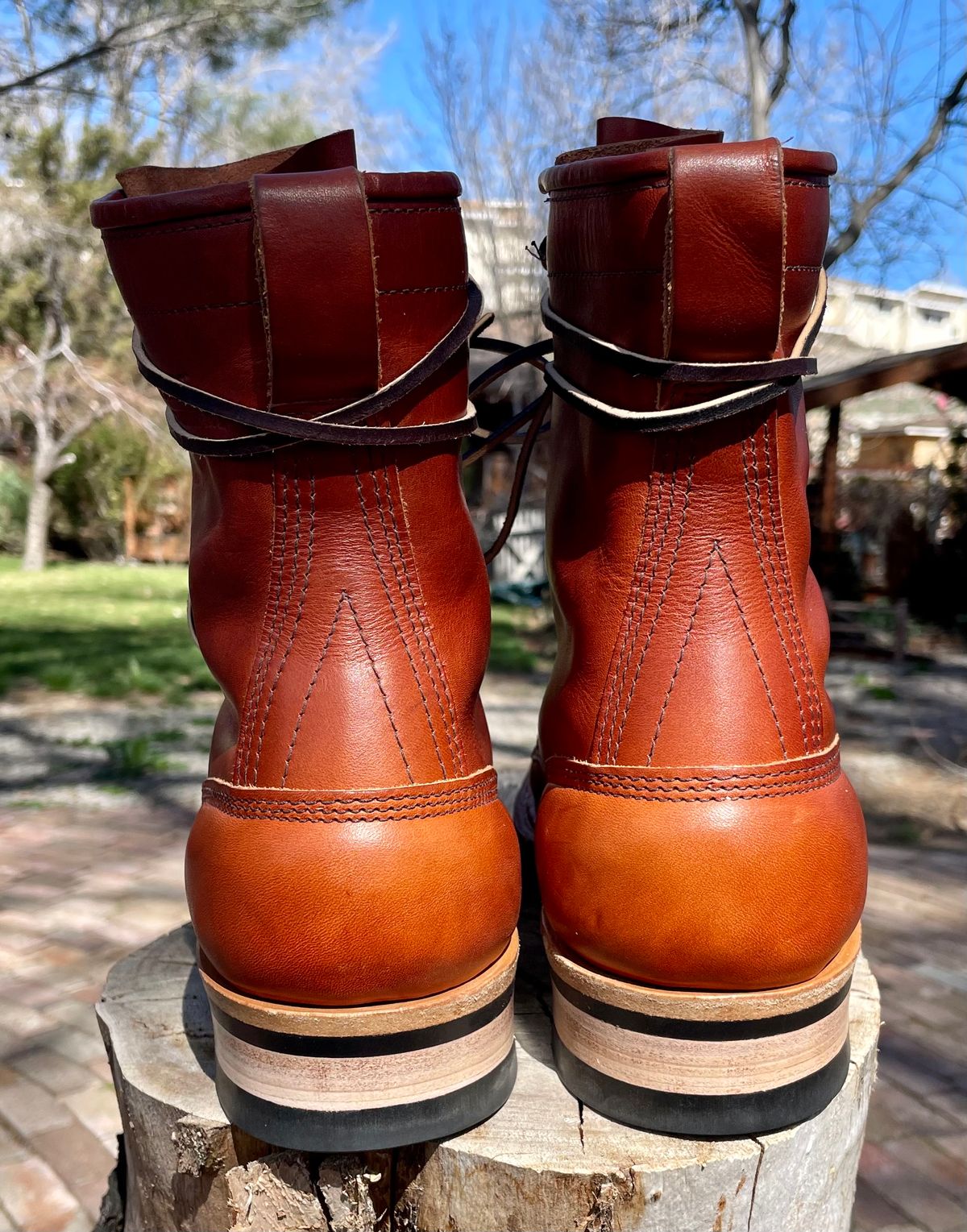 Photo by obijuan on April 1, 2024 of the White's Bounty Hunter in Wickett & Craig Tan Oiled Latigo.