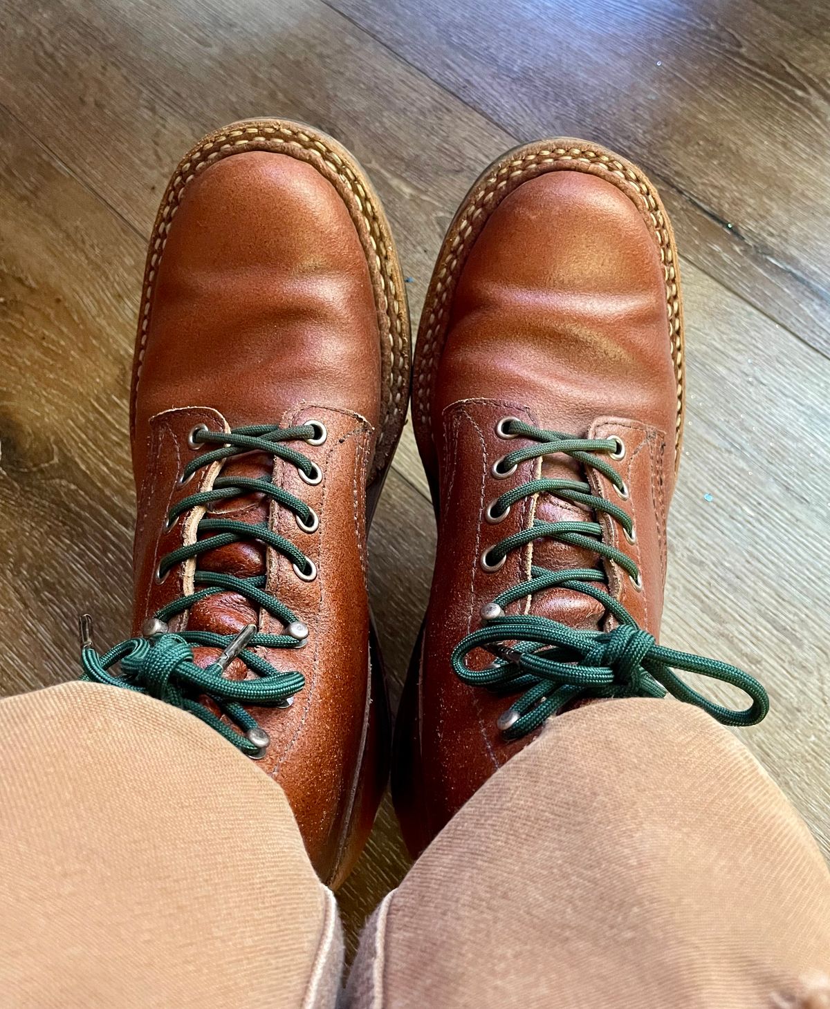 Photo by obijuan on July 1, 2026 of the White's 350 Cruiser in Horween Waxed Flesh Essex.