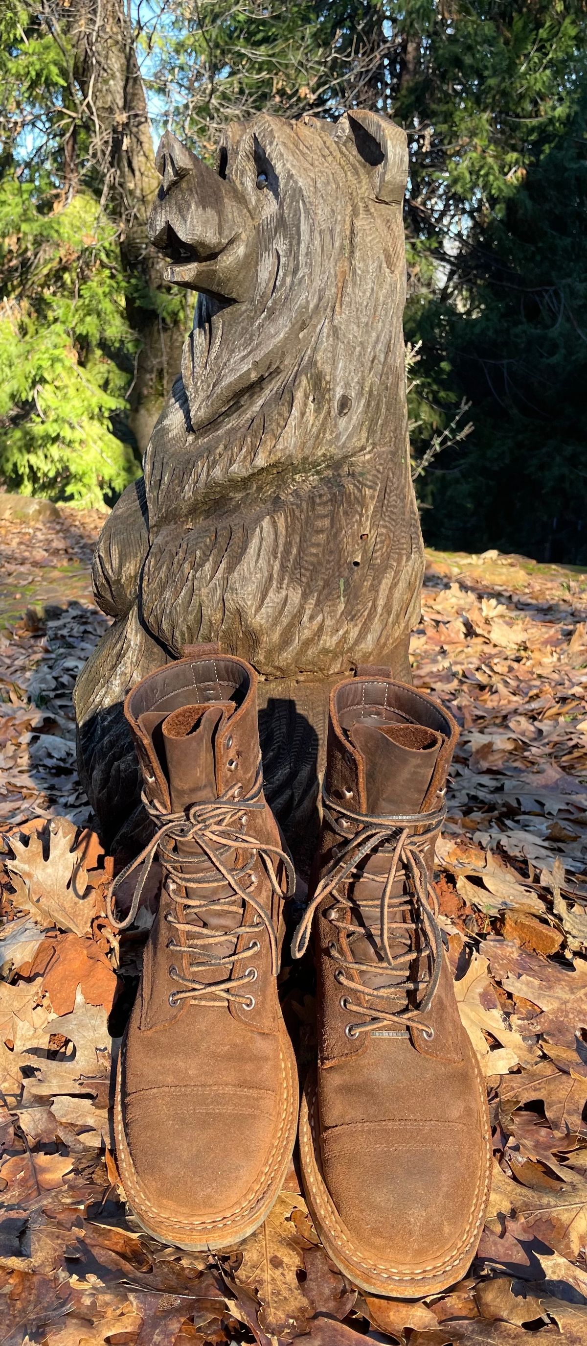 Photo by obijuan on January 5, 2025 of the White's Bounty Hunter in Seidel Distressed Roughout.