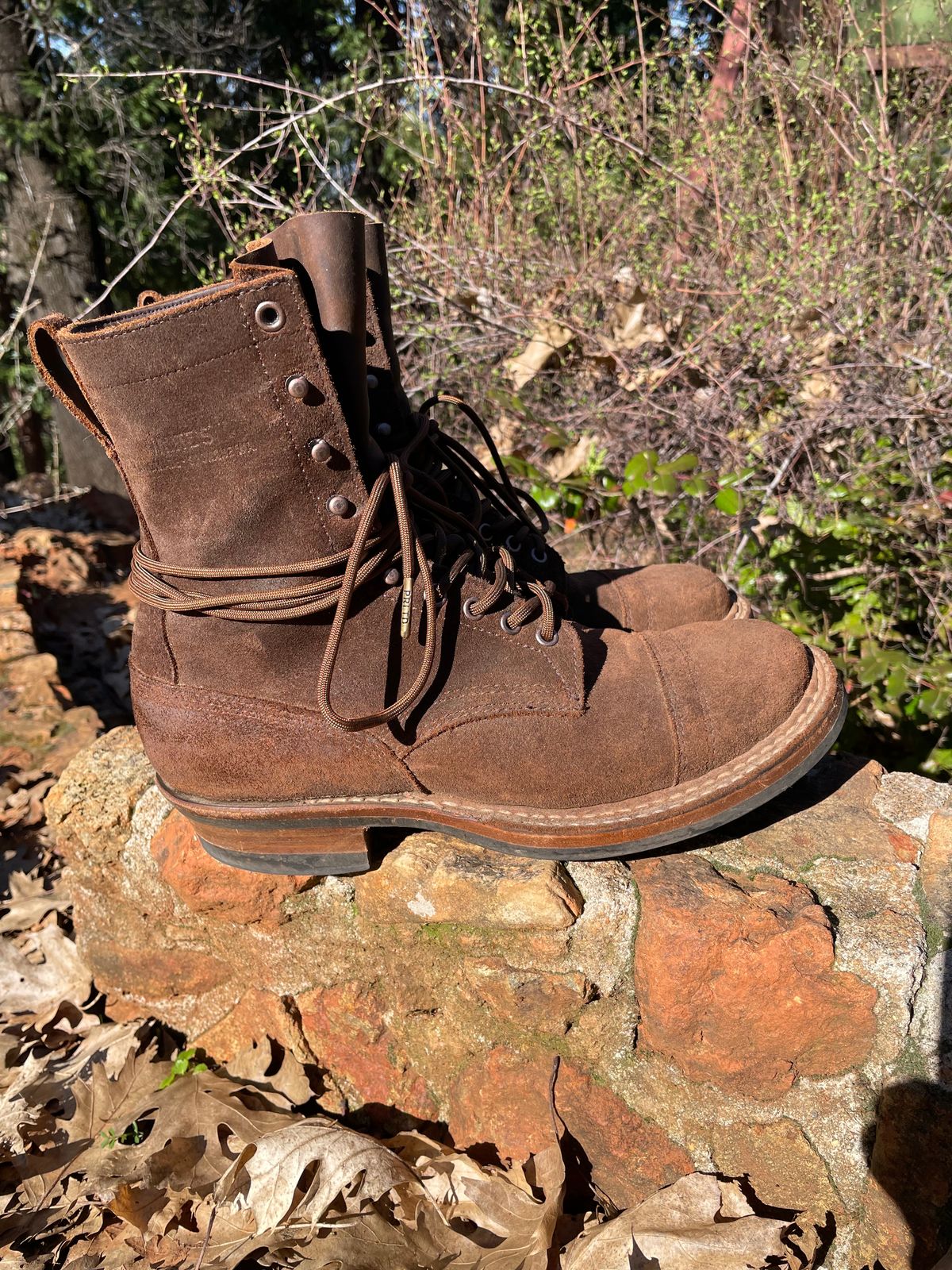 Photo by obijuan on March 1, 2025 of the White's Bounty Hunter in Seidel Distressed Roughout.