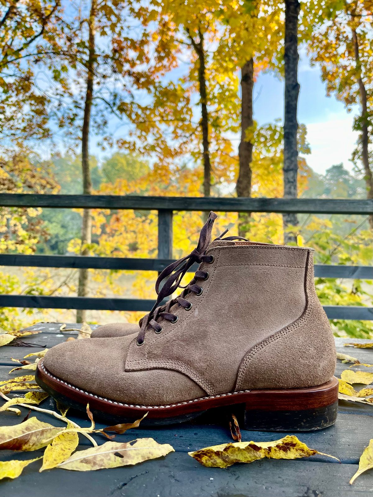 Photo by jcramby on October 3, 2022 of the Midas Service Boot in Horween Natural Chromexcel Roughout.