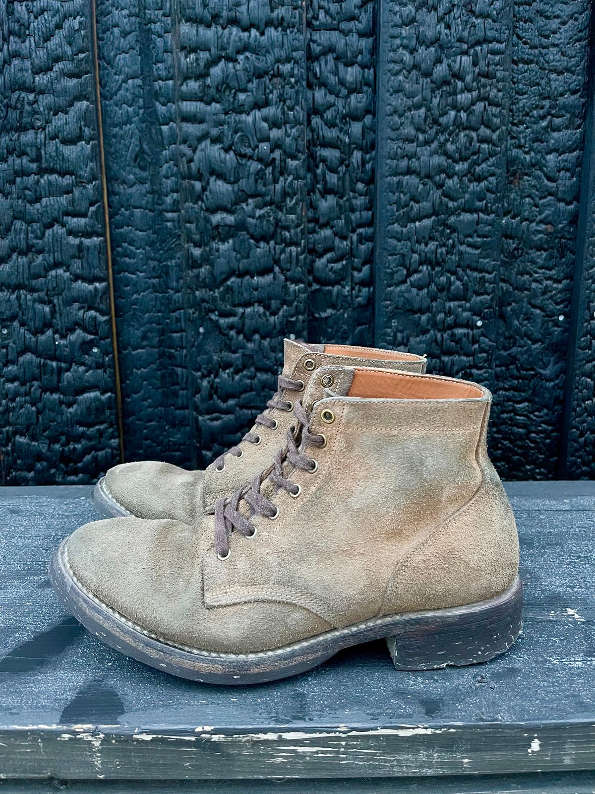 Photo by jcramby on December 5, 2022 of the Midas Service Boot in Horween Natural Chromexcel Roughout.