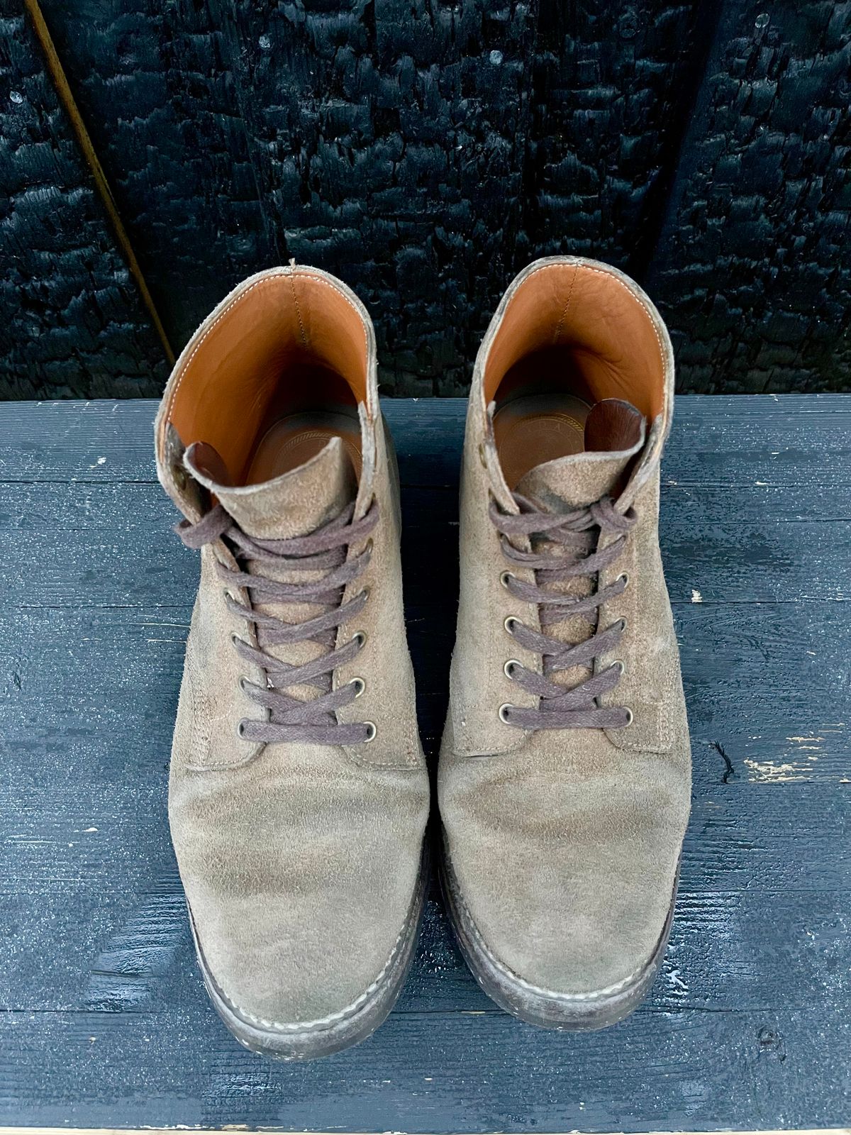 Photo by jcramby on December 5, 2022 of the Midas Service Boot in Horween Natural Chromexcel Roughout.