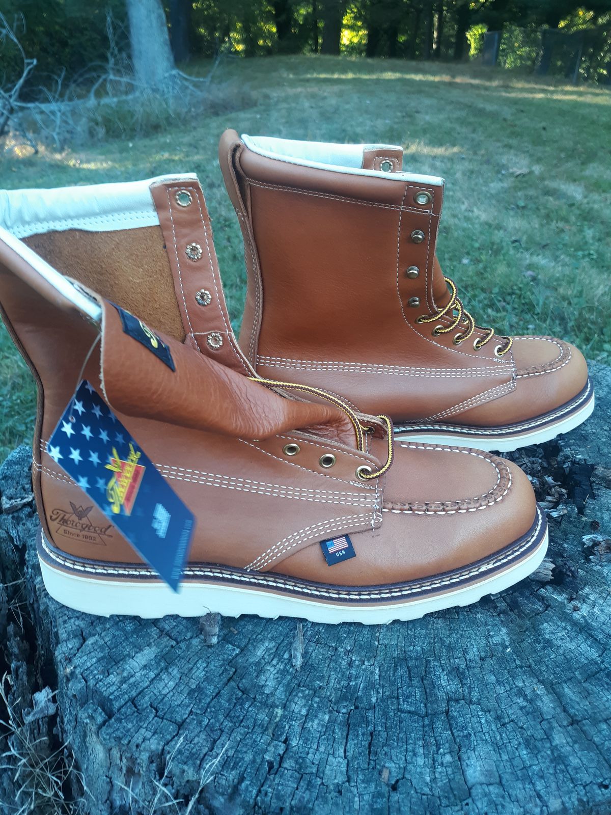 Photo by Skygoat on October 3, 2022 of the Thorogood 8" Moc Toe in Unknown Leather.