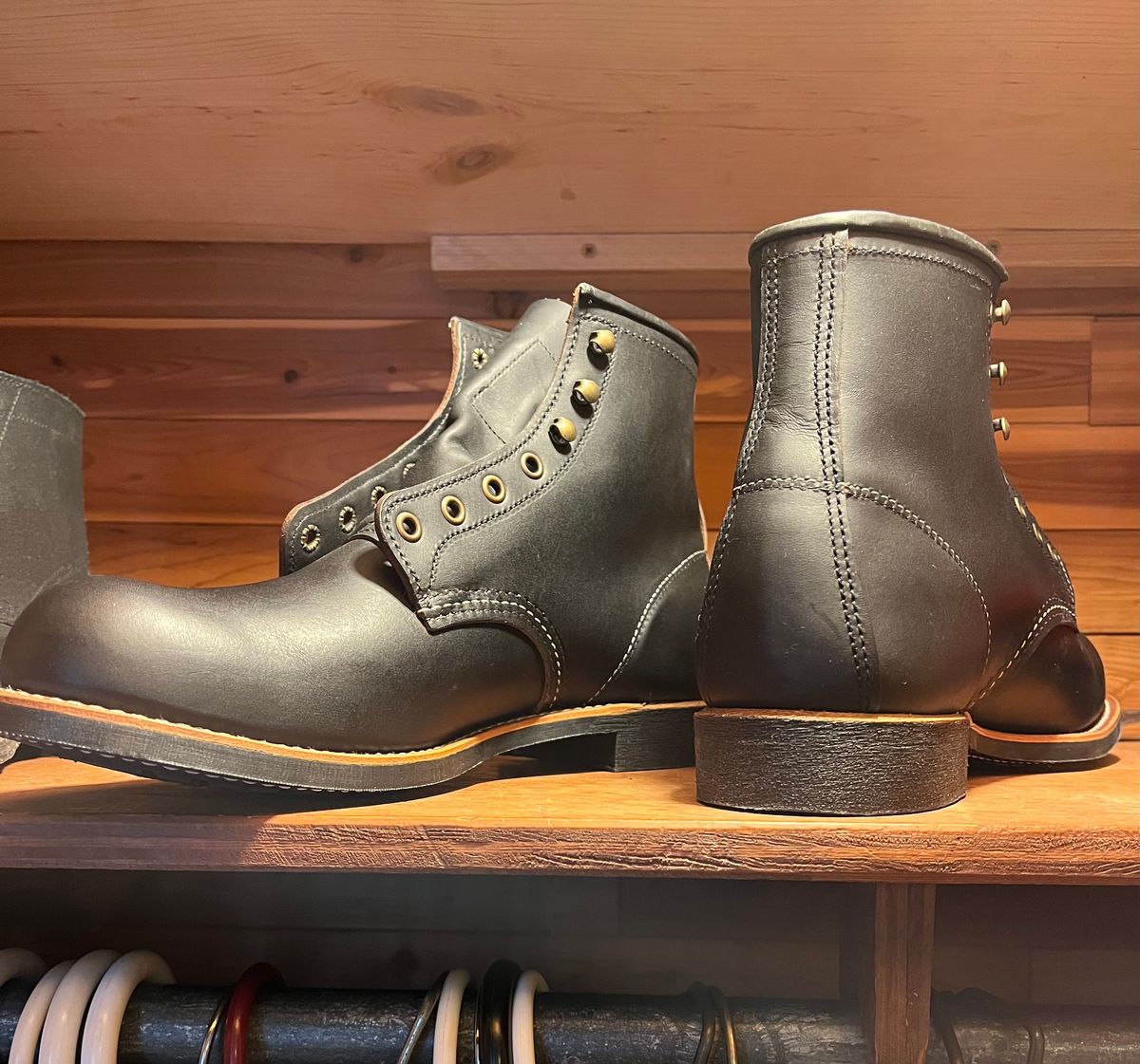 Photo by Skygoat on January 8, 2023 of the Red Wing Blacksmith in S.B. Foot Black Prairie.
