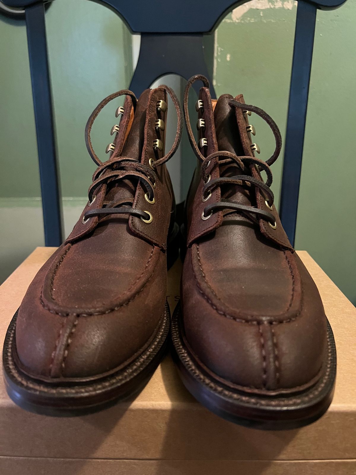Photo by Rangerfan7676 on October 4, 2024 of the Grant Stone Ottawa Boot in C.F. Stead Tobacco Waxy Commander Suede.