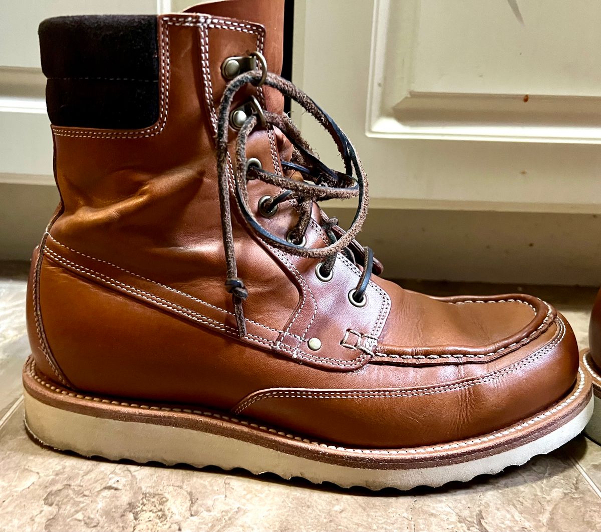 Photo by Rangerfan7676 on November 1, 2023 of the Grant Stone Field Boot in Badalassi Carlo Saddle Tan Minerva.