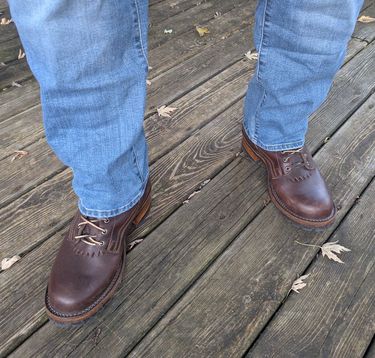 Photo by Leif on November 1, 2025 of the Drew's Boots 8-Inch Logger in Brown Smooth.