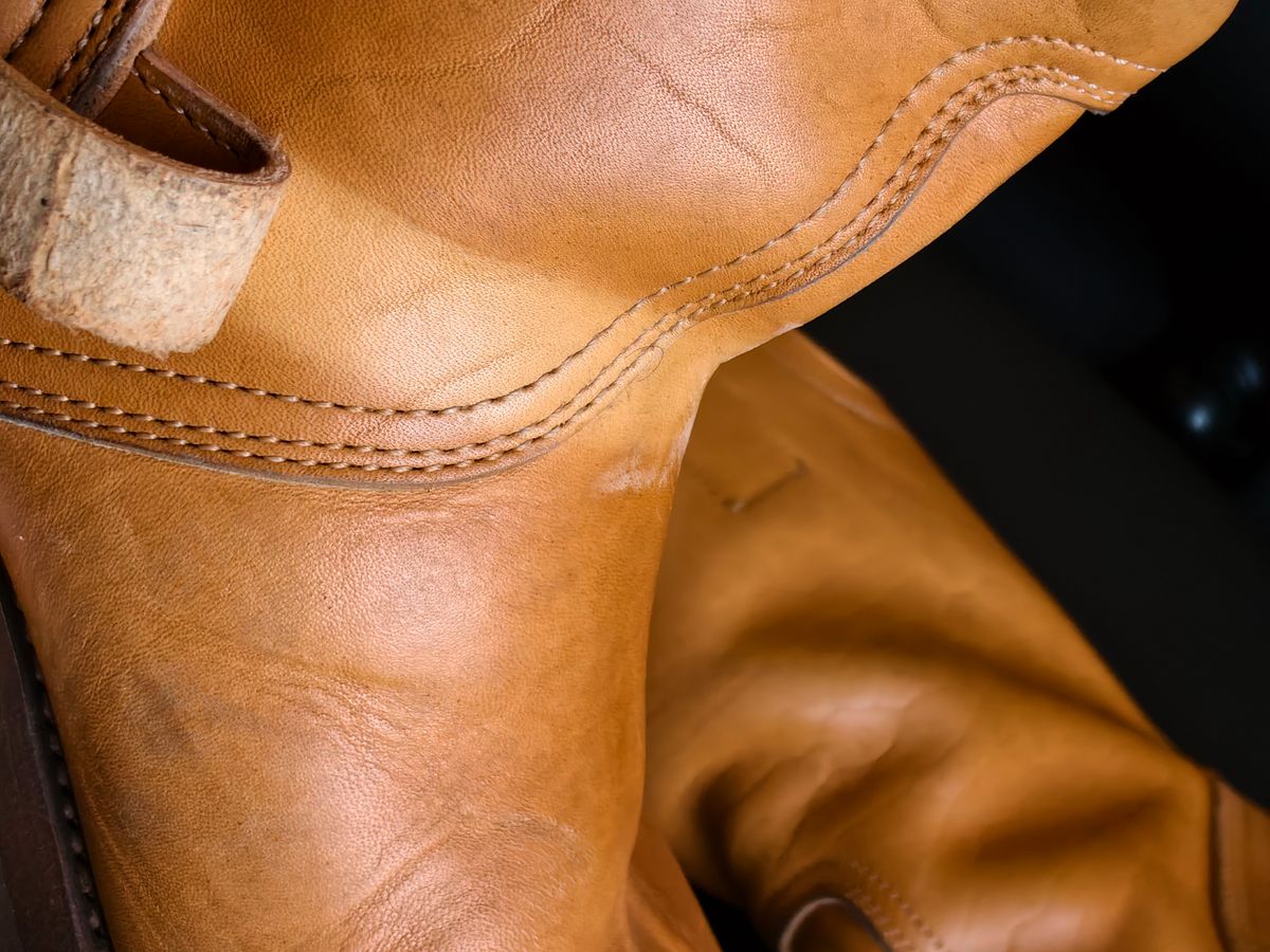 Photo by eisen on January 3, 2026 of the Zerrows Shield Man in Maryam Natural Horsebutt.